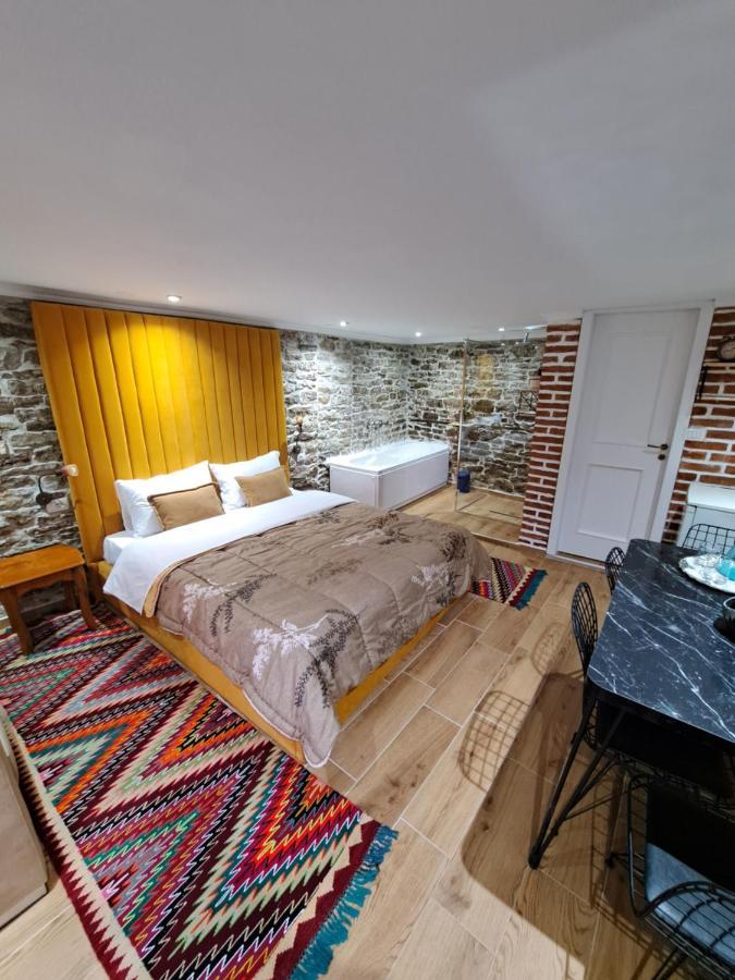 "Villa 70" Guesthouse Gjirokastër Exterior foto